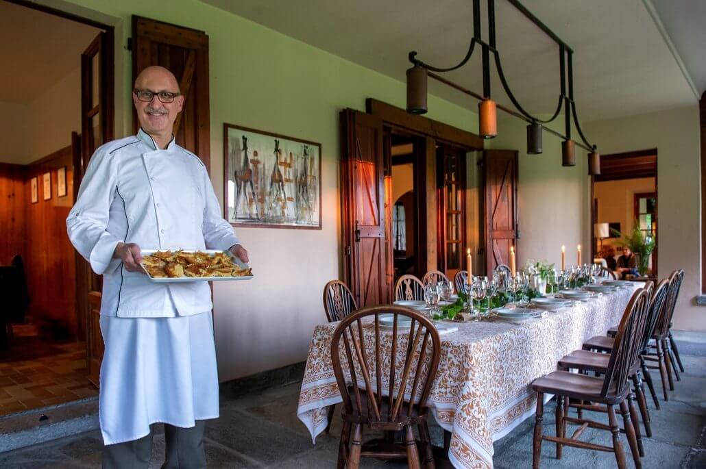 Marco Personal Chef serving Farinata in a villa